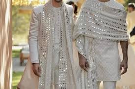 Kurta dan Sherwani: