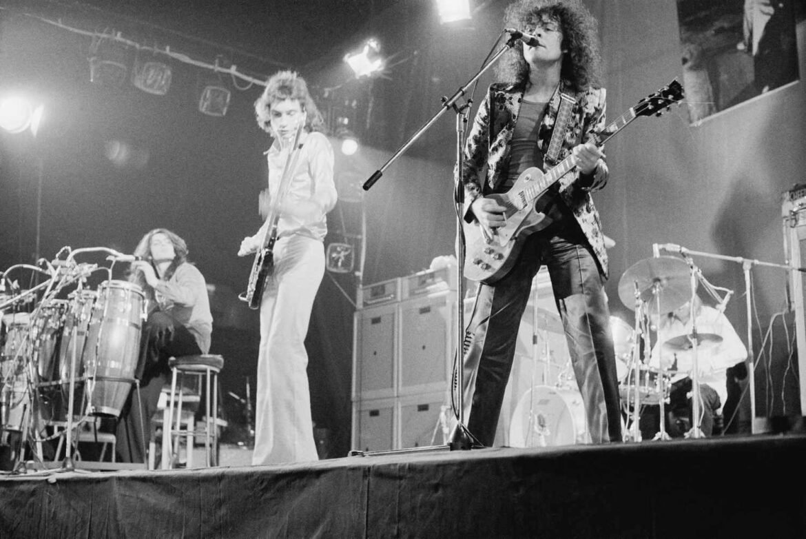 Glam Rock Fashion: Gaya Panggung ala Musisi Inggris