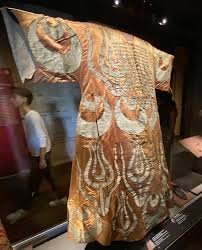 Kaftan: Dari Sultan Ottoman ke Fashion Global